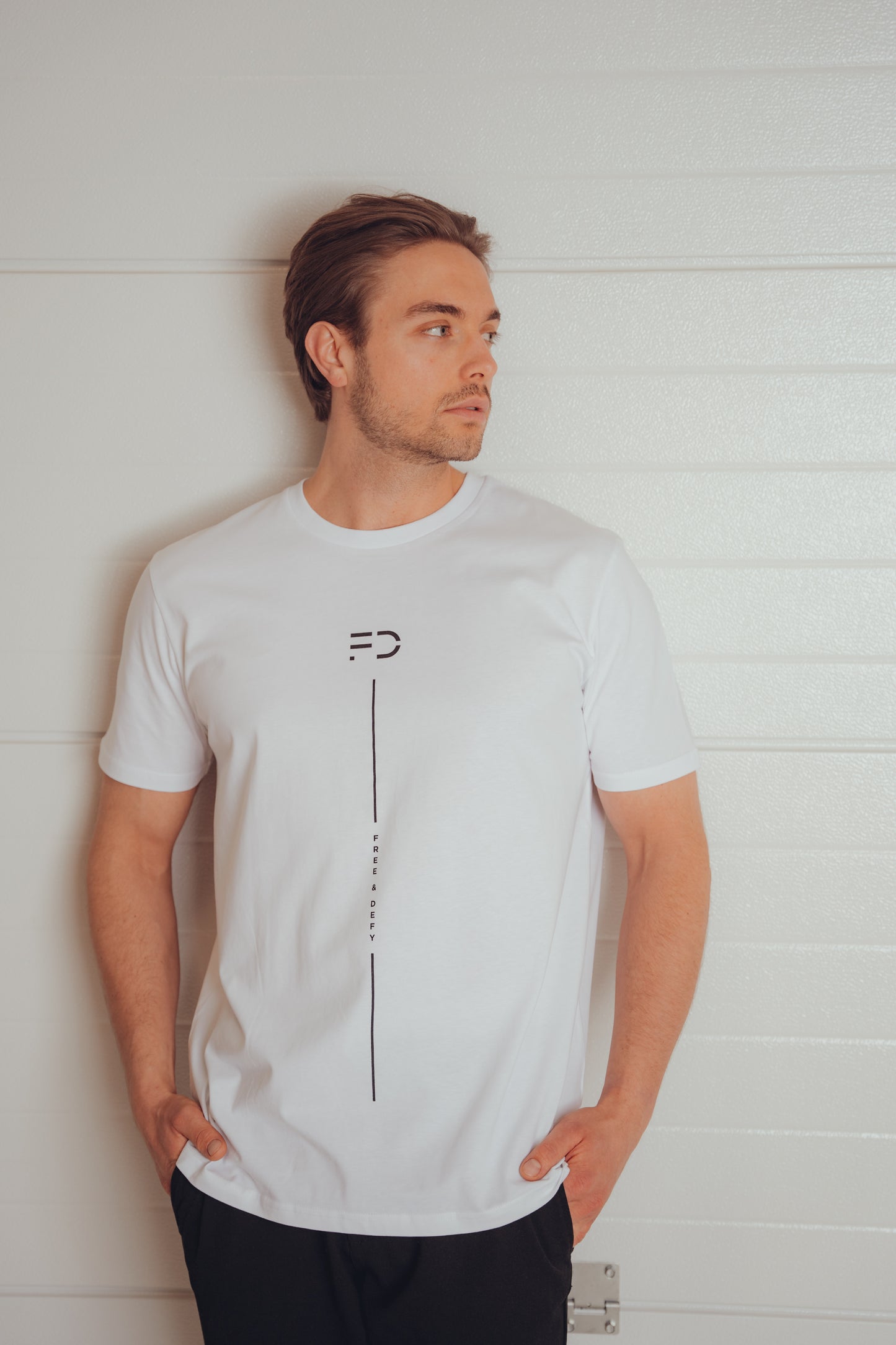 MEN T-SHIRT - WHITE